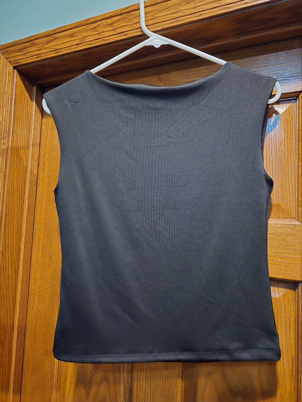 Classic Black Boatneck Sleeveless Tank Top - Picture 8 of 9